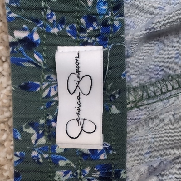 Jessica Simpson pull-on pants - Picture 8 of 9